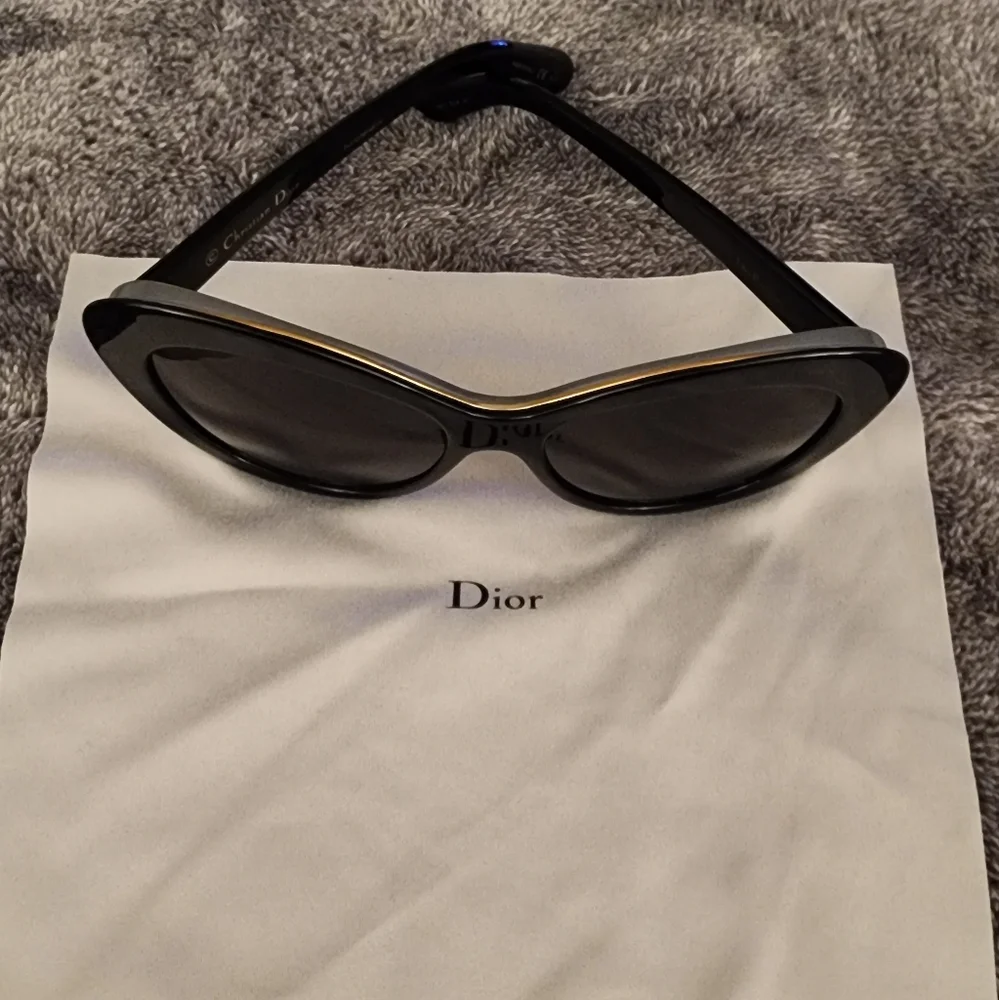 AUTHENTIC VINTAGE Dior Sunglasses - Picture 9 of 12